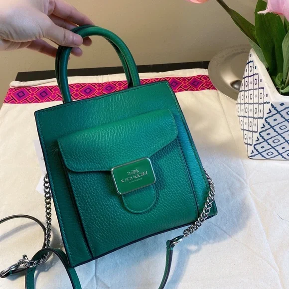 Coach Mini Pepper Crossbody- Tag is no longer attached - Picture 1 of 13